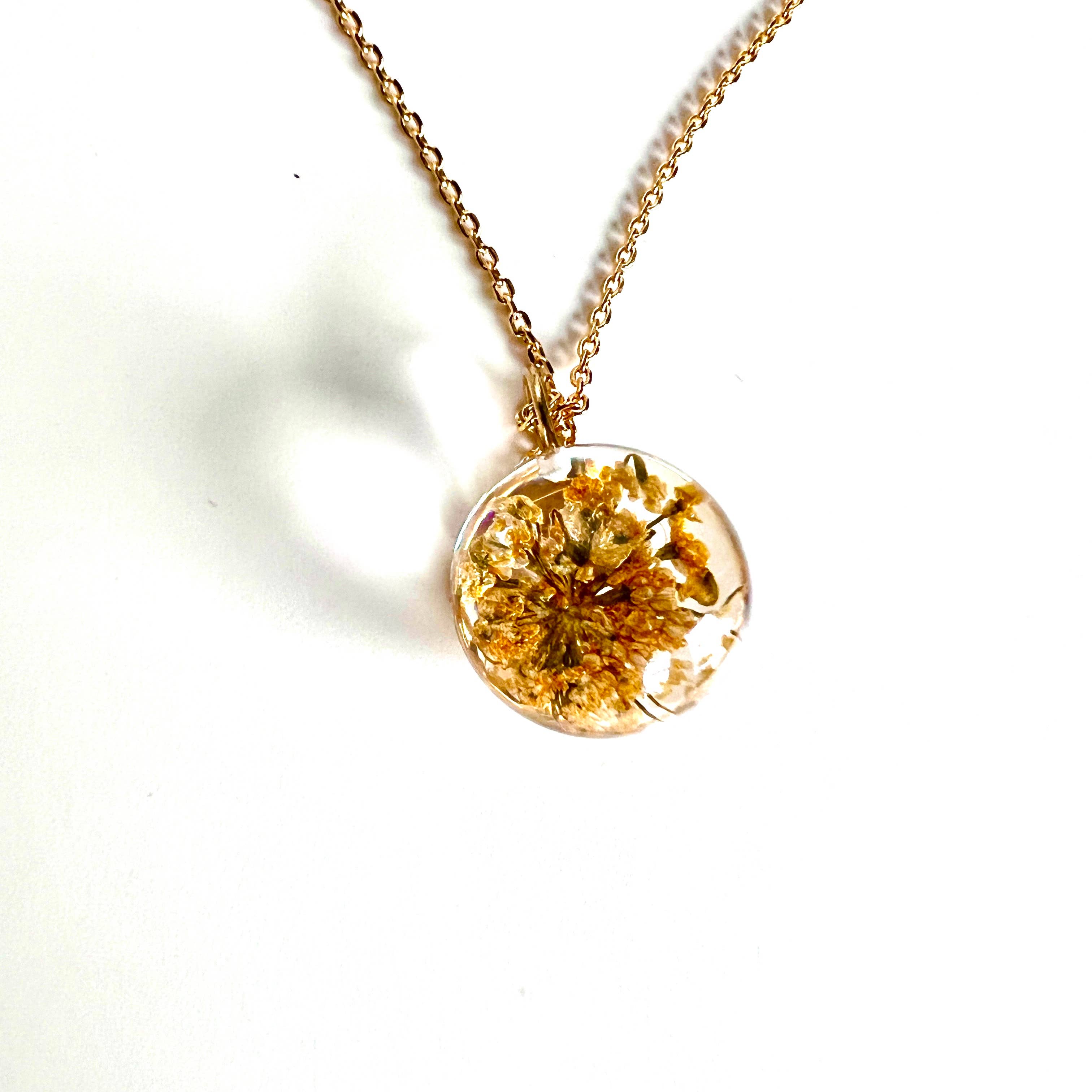 Botanical Queen Anne Mini Sphere Pendant
